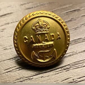 Royal Canadian Naval Navy Officers Button Military